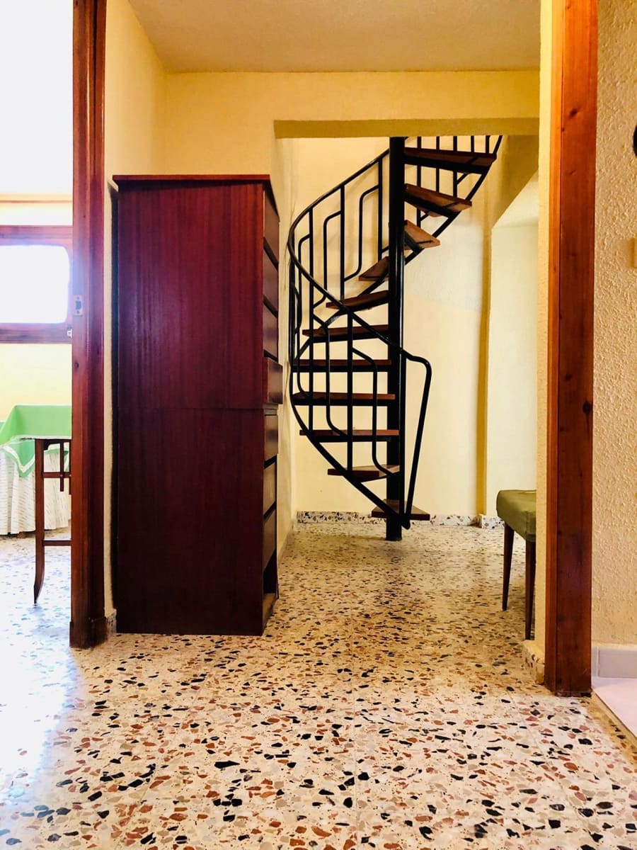 6 sypialnia Willa na sprzedaż w Guardamar del Segura z basenem garażem - 800 000 € (Ref: 7744014)