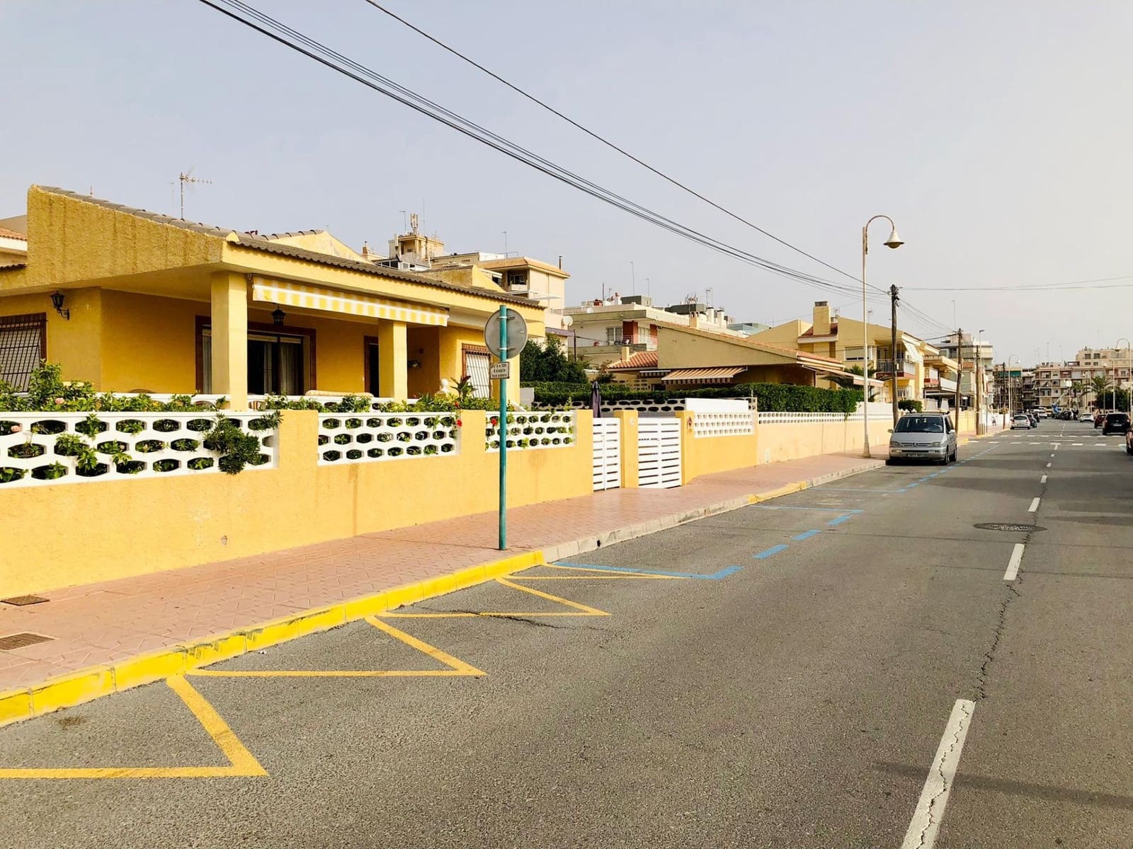 6 sypialnia Willa na sprzedaż w Guardamar del Segura z basenem garażem - 800 000 € (Ref: 7744014)