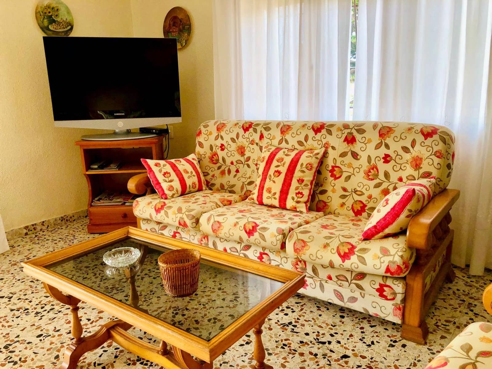 6 sypialnia Willa na sprzedaż w Guardamar del Segura z basenem garażem - 800 000 € (Ref: 7744014)