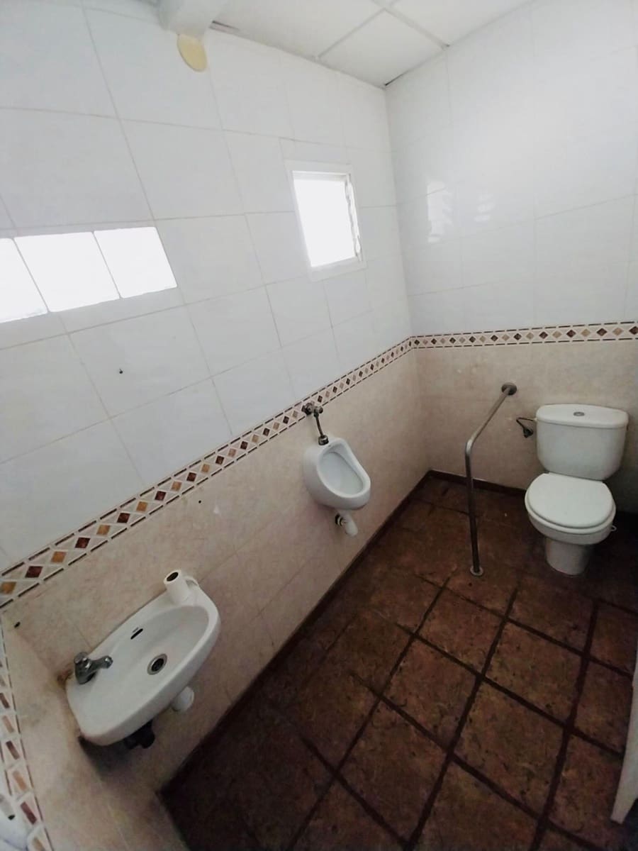 3 soverom Bedrift til salgs i Guardamar del Segura - € 343 000 (Ref: 7992521)