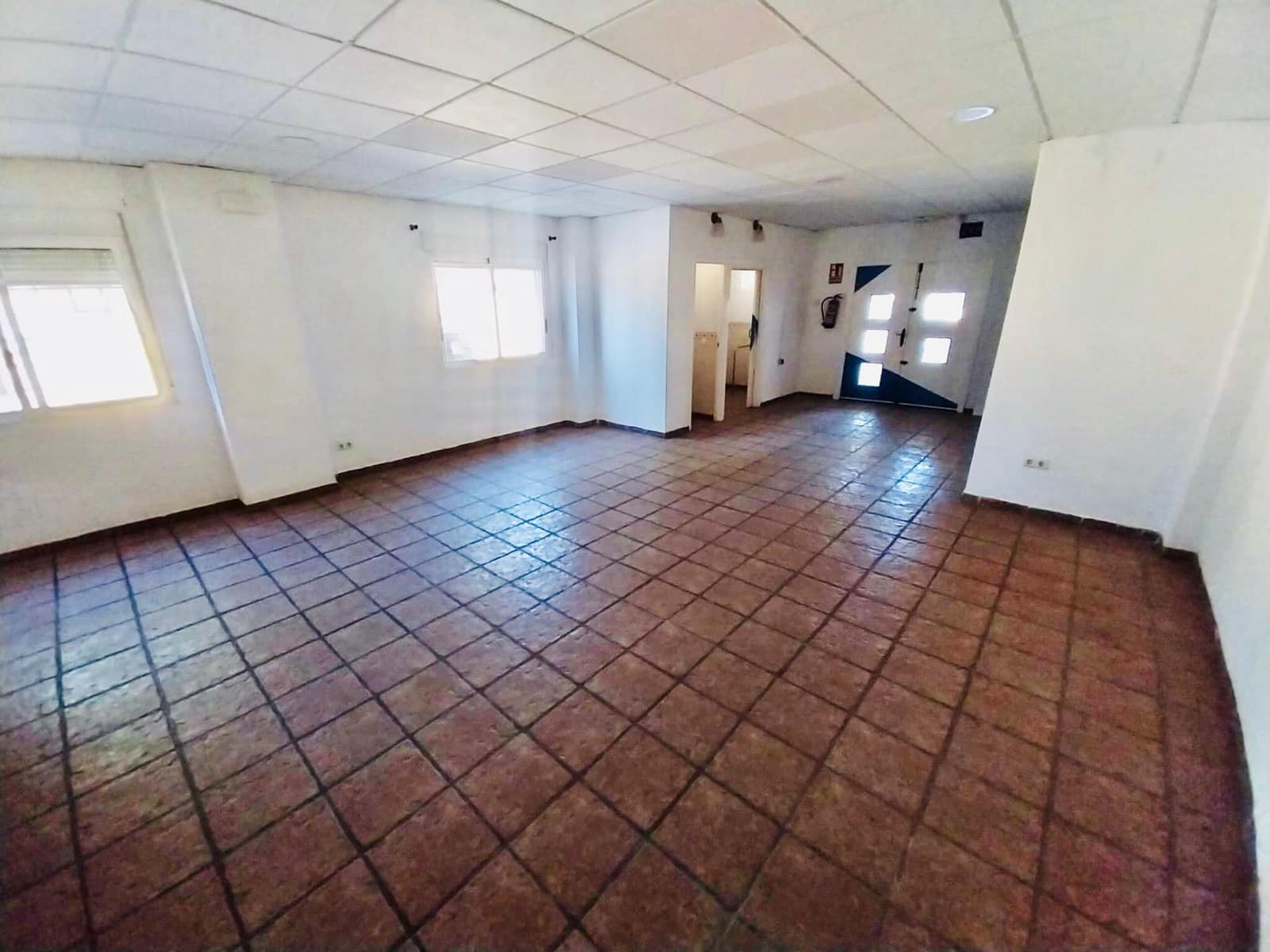 3 soverom Bedrift til salgs i Guardamar del Segura - € 343 000 (Ref: 7992521)