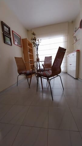 2 slaapkamer Appartement te huur in Guardamar del Segura - € 500 (Ref: 8103401)