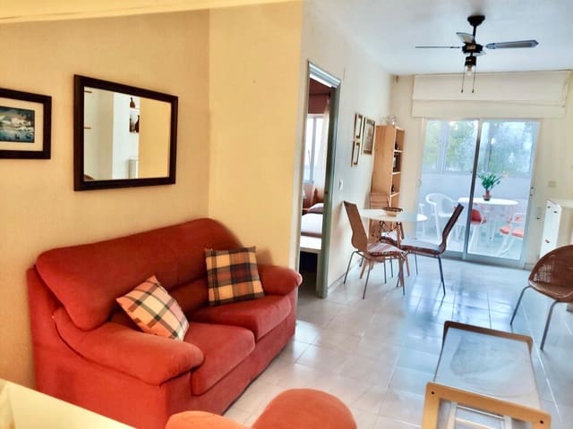 2 slaapkamer Appartement te huur in Guardamar del Segura - € 500 (Ref: 8103401)