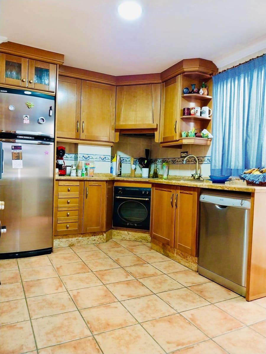 5 camera da letto Villa in vendita in Guardamar del Segura con garage - 485.000 € (Rif: 8113095)