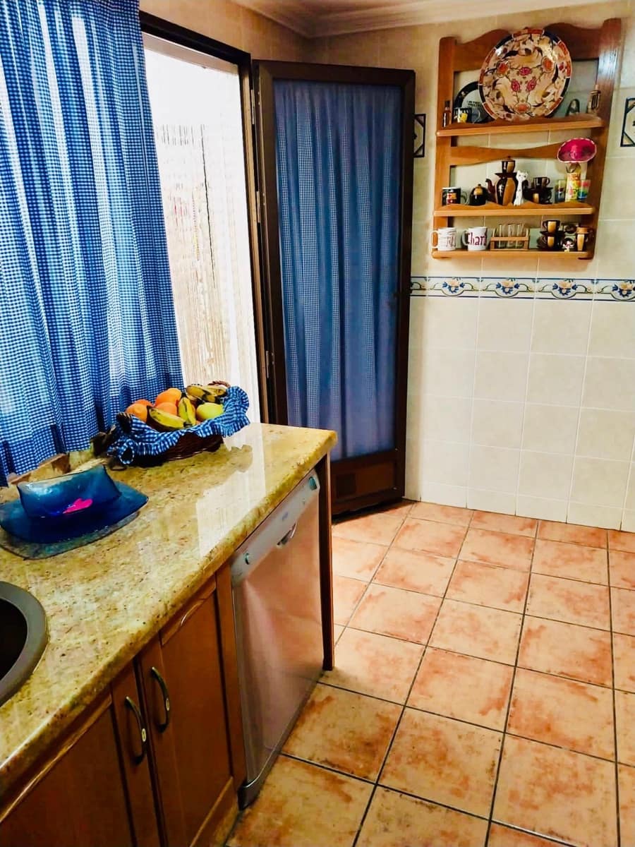 5 camera da letto Villa in vendita in Guardamar del Segura con garage - 485.000 € (Rif: 8113095)