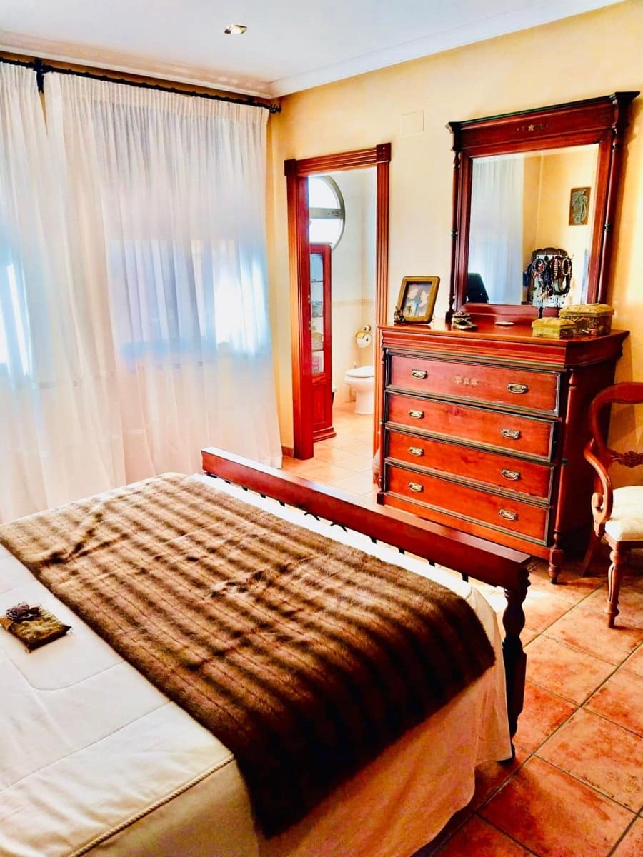 5 camera da letto Villa in vendita in Guardamar del Segura con garage - 485.000 € (Rif: 8113095)