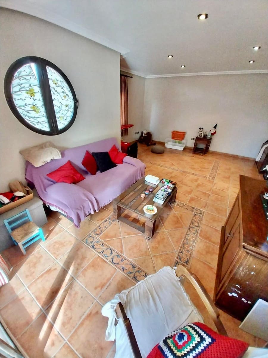 5 camera da letto Villa in vendita in Guardamar del Segura con garage - 485.000 € (Rif: 8113095)