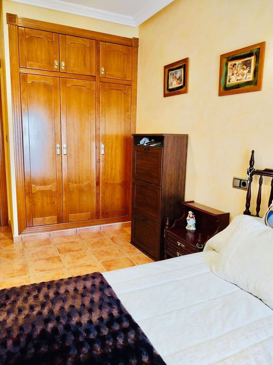 5 camera da letto Villa in vendita in Guardamar del Segura con garage - 485.000 € (Rif: 8113095)