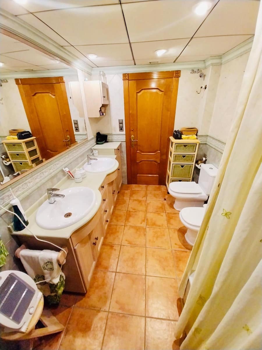 5 camera da letto Villa in vendita in Guardamar del Segura con garage - 485.000 € (Rif: 8113095)