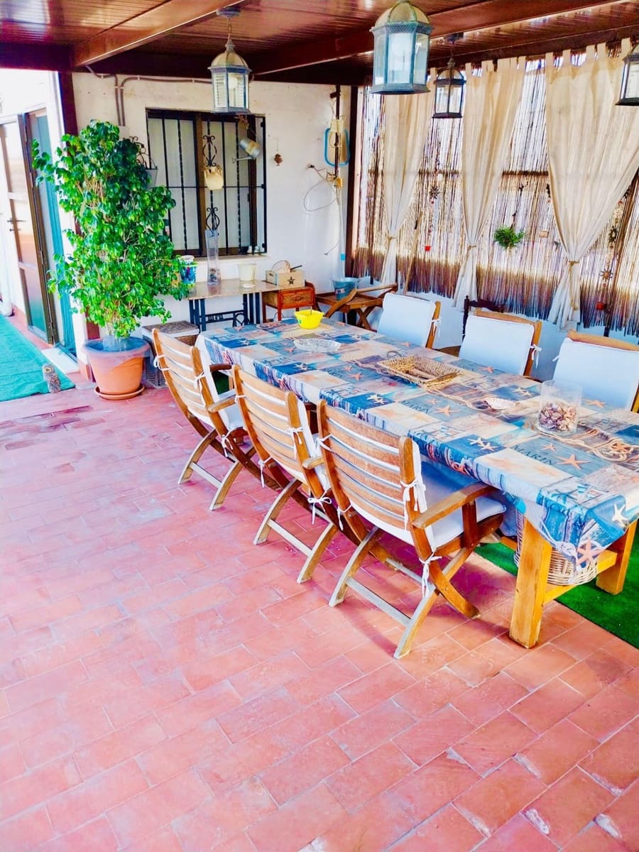 5 camera da letto Villa in vendita in Guardamar del Segura con garage - 485.000 € (Rif: 8113095)