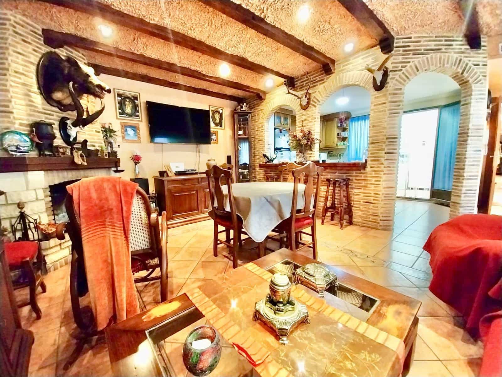 5 camera da letto Villa in vendita in Guardamar del Segura con garage - 485.000 € (Rif: 8113095)