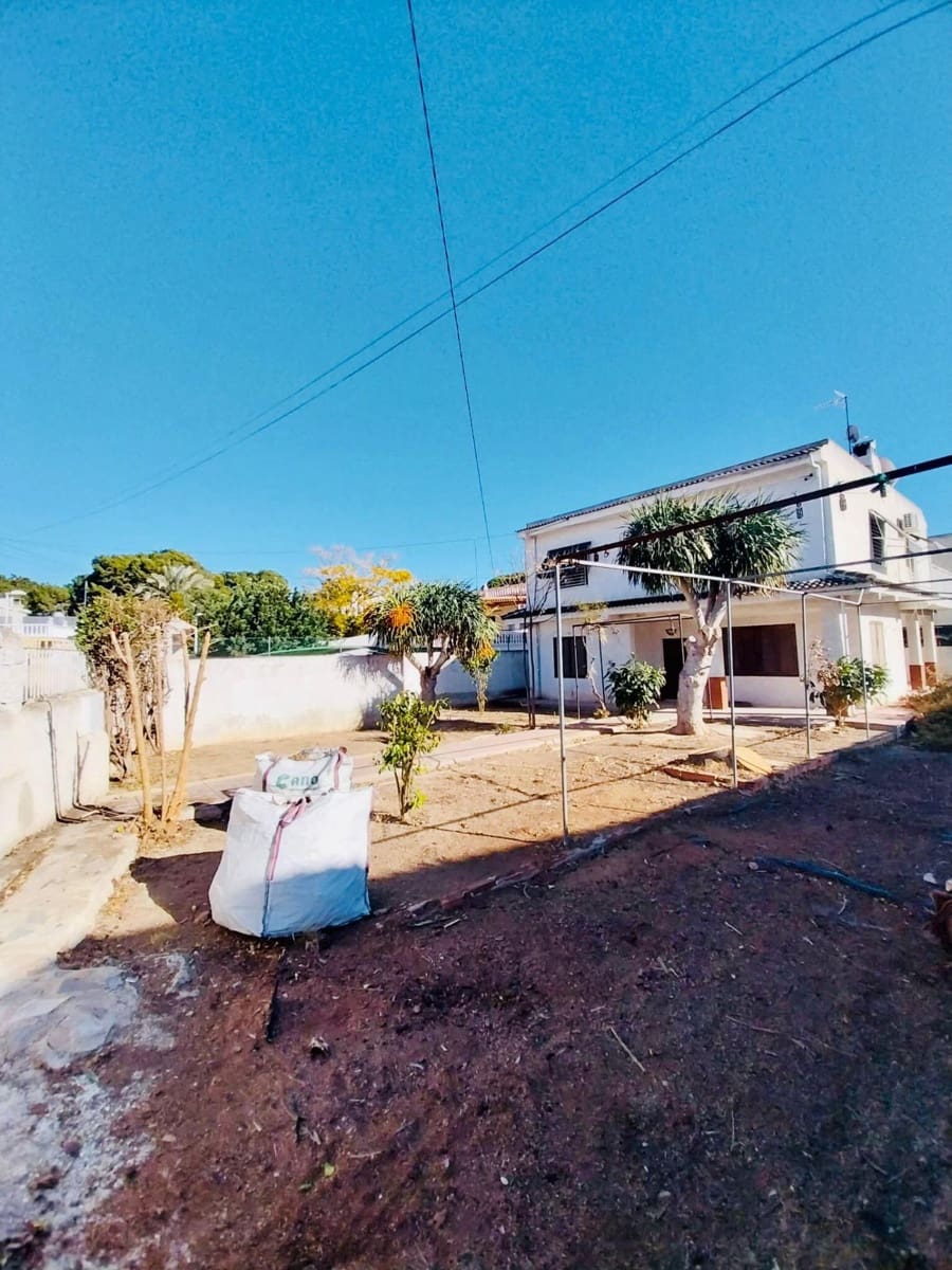 4 makuuhuone Huvila myytävänä paikassa Guardamar del Segura - 232 900 € (Ref: 8113097)