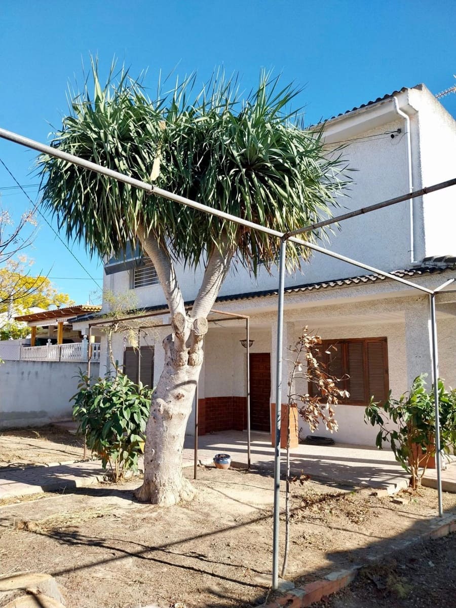 4 makuuhuone Huvila myytävänä paikassa Guardamar del Segura - 232 900 € (Ref: 8113097)