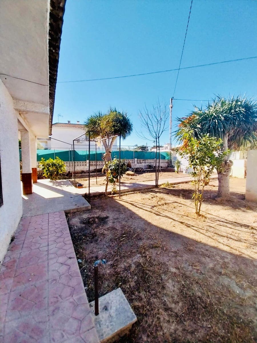 4 makuuhuone Huvila myytävänä paikassa Guardamar del Segura - 232 900 € (Ref: 8113097)