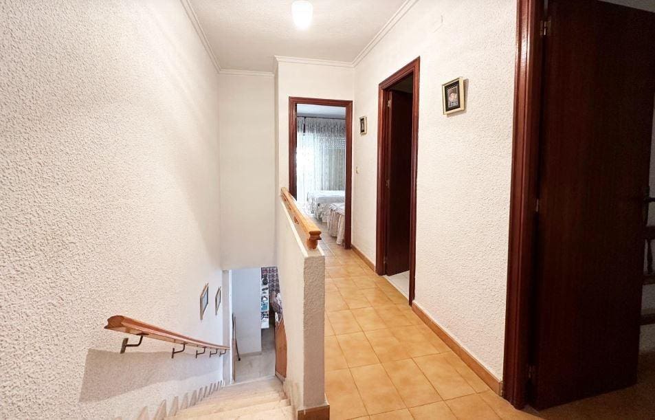 3 bedroom Apartment for sale in Guardamar del Segura - € 179,900 (Ref: 8363442)