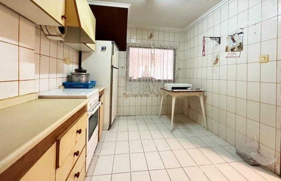 3 bedroom Apartment for sale in Guardamar del Segura - € 179,900 (Ref: 8363442)