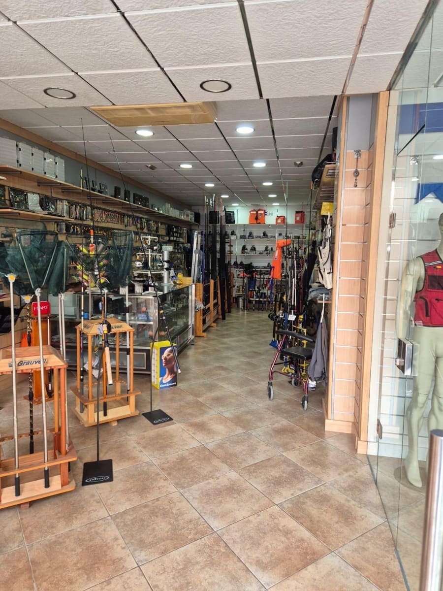 Biznes do wynajęcia w Guardamar del Segura - 1 300 € (Ref: 8407276)