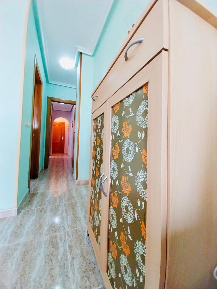 2 slaapkamer Appartement te koop in Guardamar del Segura - € 199.800 (Ref: 8526958)