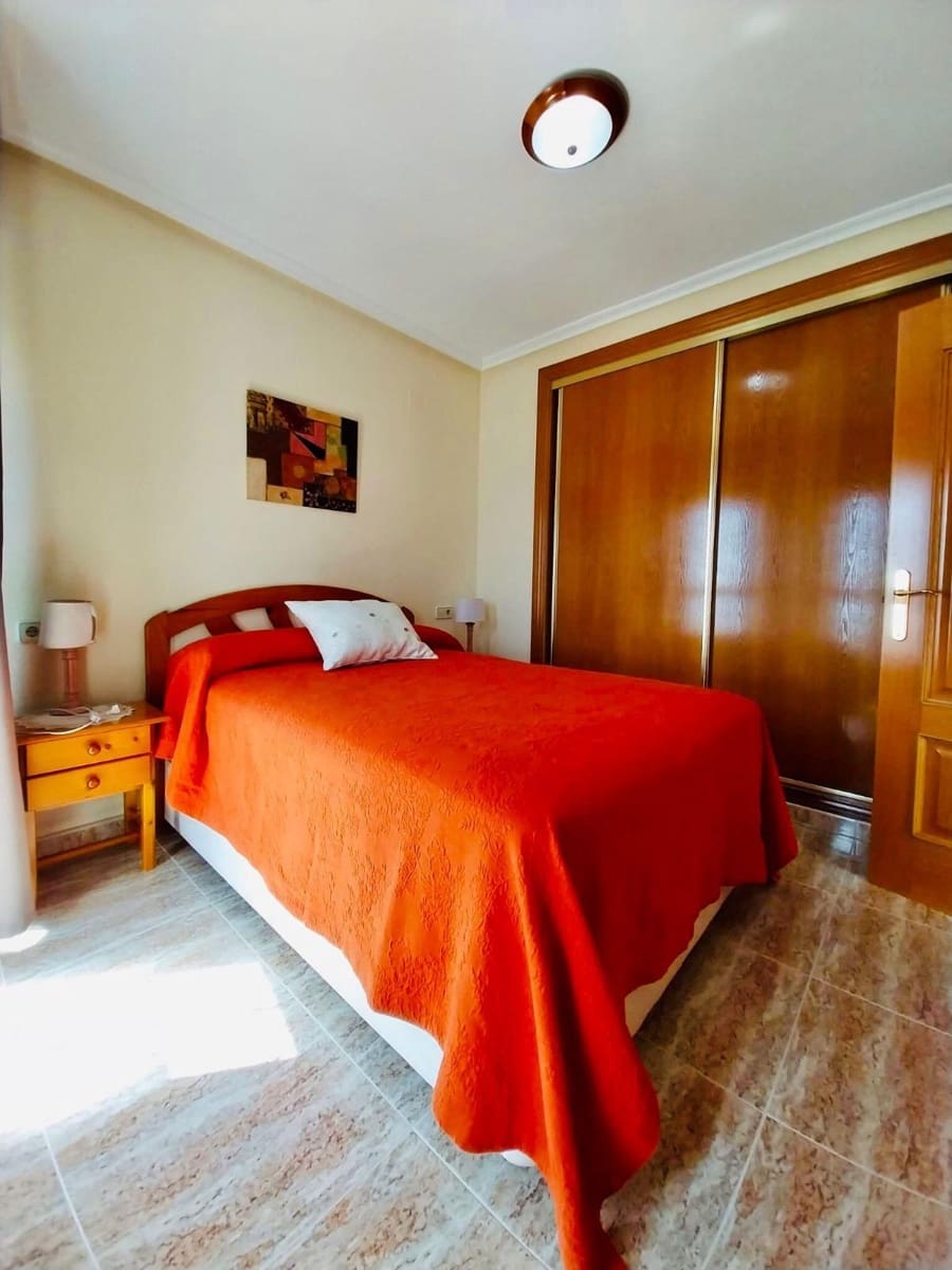 2 slaapkamer Appartement te koop in Guardamar del Segura - € 199.800 (Ref: 8526958)