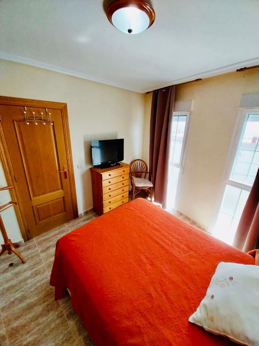 2 slaapkamer Appartement te koop in Guardamar del Segura - € 199.800 (Ref: 8526958)