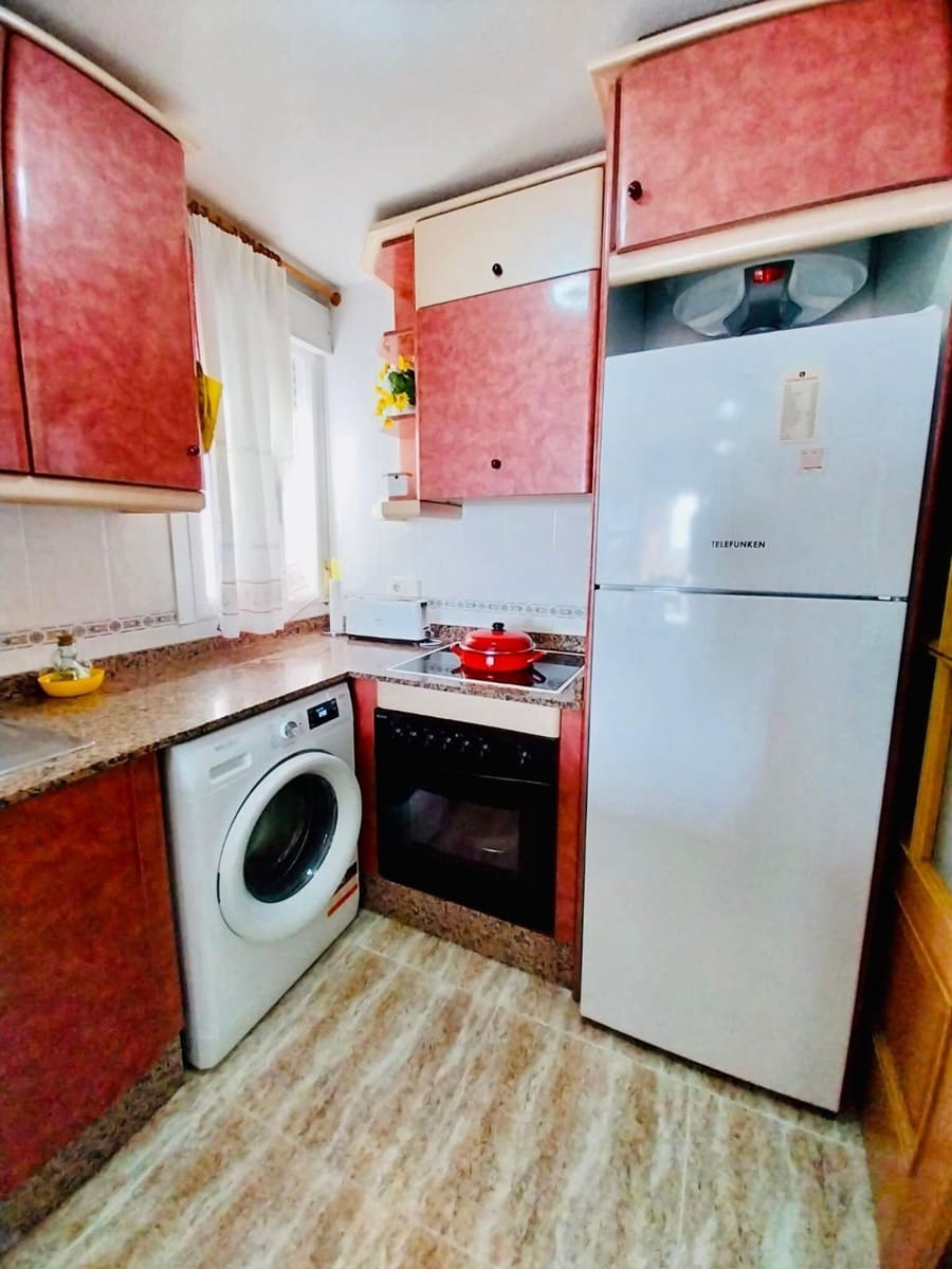 2 slaapkamer Appartement te koop in Guardamar del Segura - € 199.800 (Ref: 8526958)