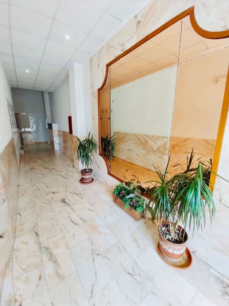 2 slaapkamer Appartement te koop in Guardamar del Segura - € 199.800 (Ref: 8526958)