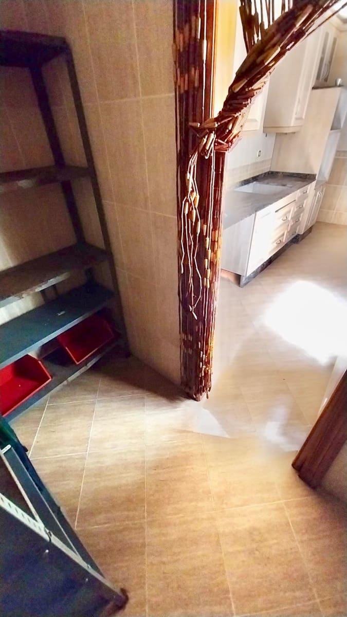 4 bedroom Apartment for sale in Guardamar del Segura - € 176,900 (Ref: 8526961)