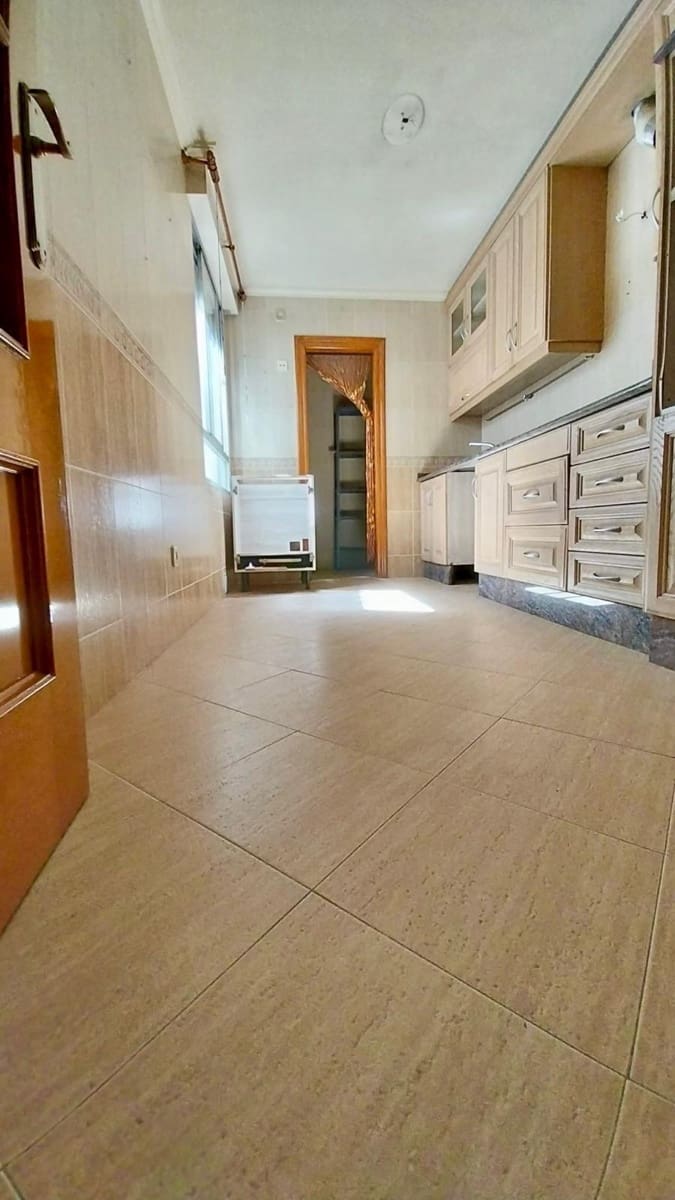 4 bedroom Apartment for sale in Guardamar del Segura - € 176,900 (Ref: 8526961)