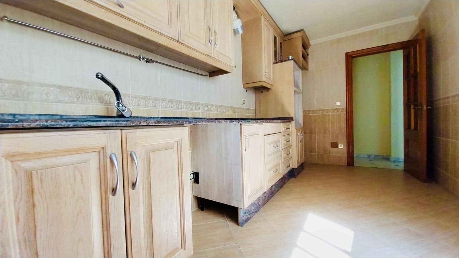 4 bedroom Apartment for sale in Guardamar del Segura - € 176,900 (Ref: 8526961)
