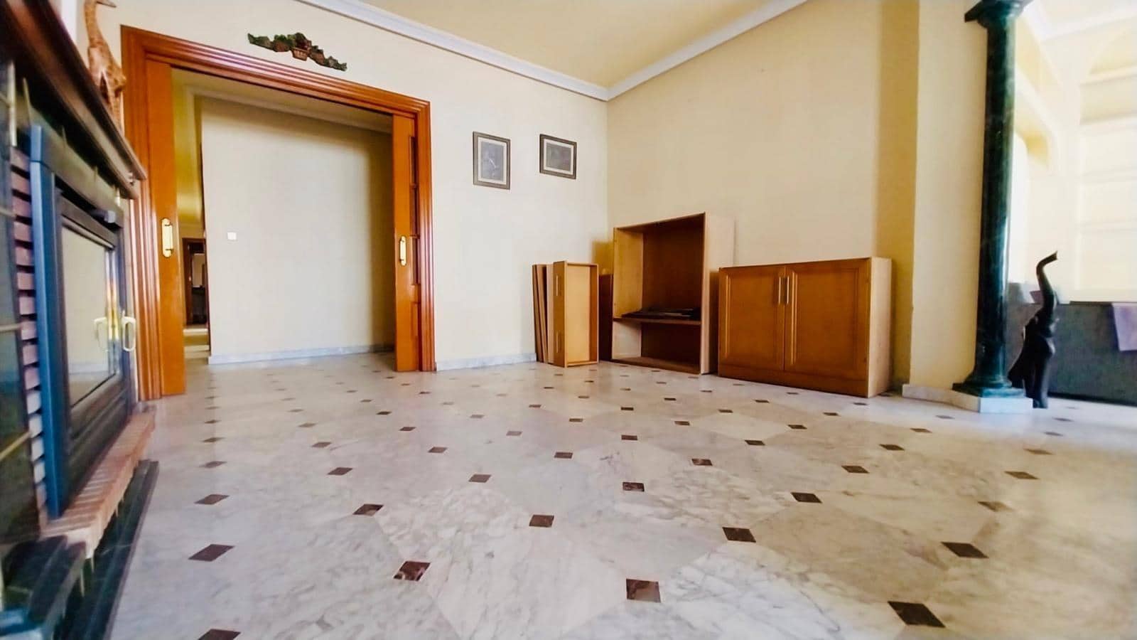 4 bedroom Apartment for sale in Guardamar del Segura - € 176,900 (Ref: 8526961)
