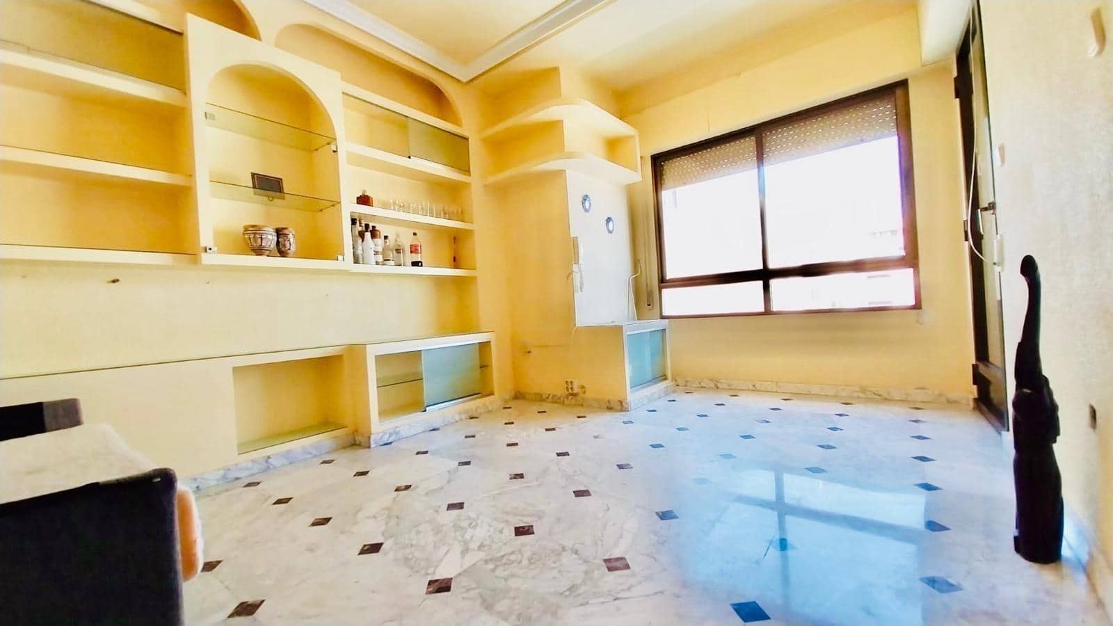 4 bedroom Apartment for sale in Guardamar del Segura - € 176,900 (Ref: 8526961)