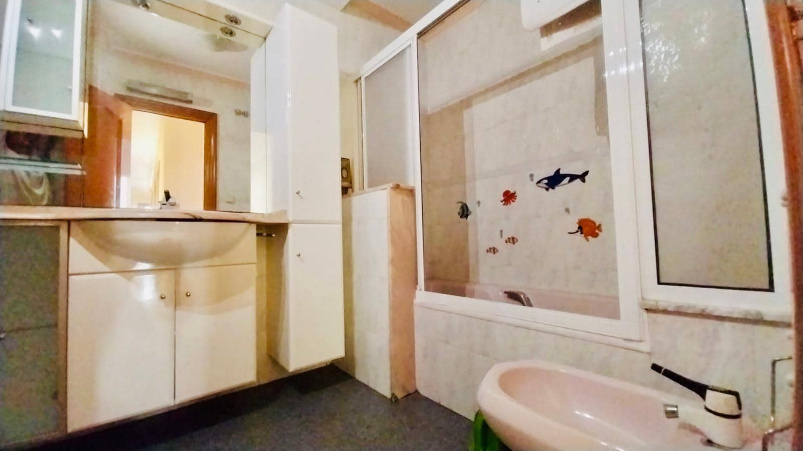 4 bedroom Apartment for sale in Guardamar del Segura - € 176,900 (Ref: 8526961)