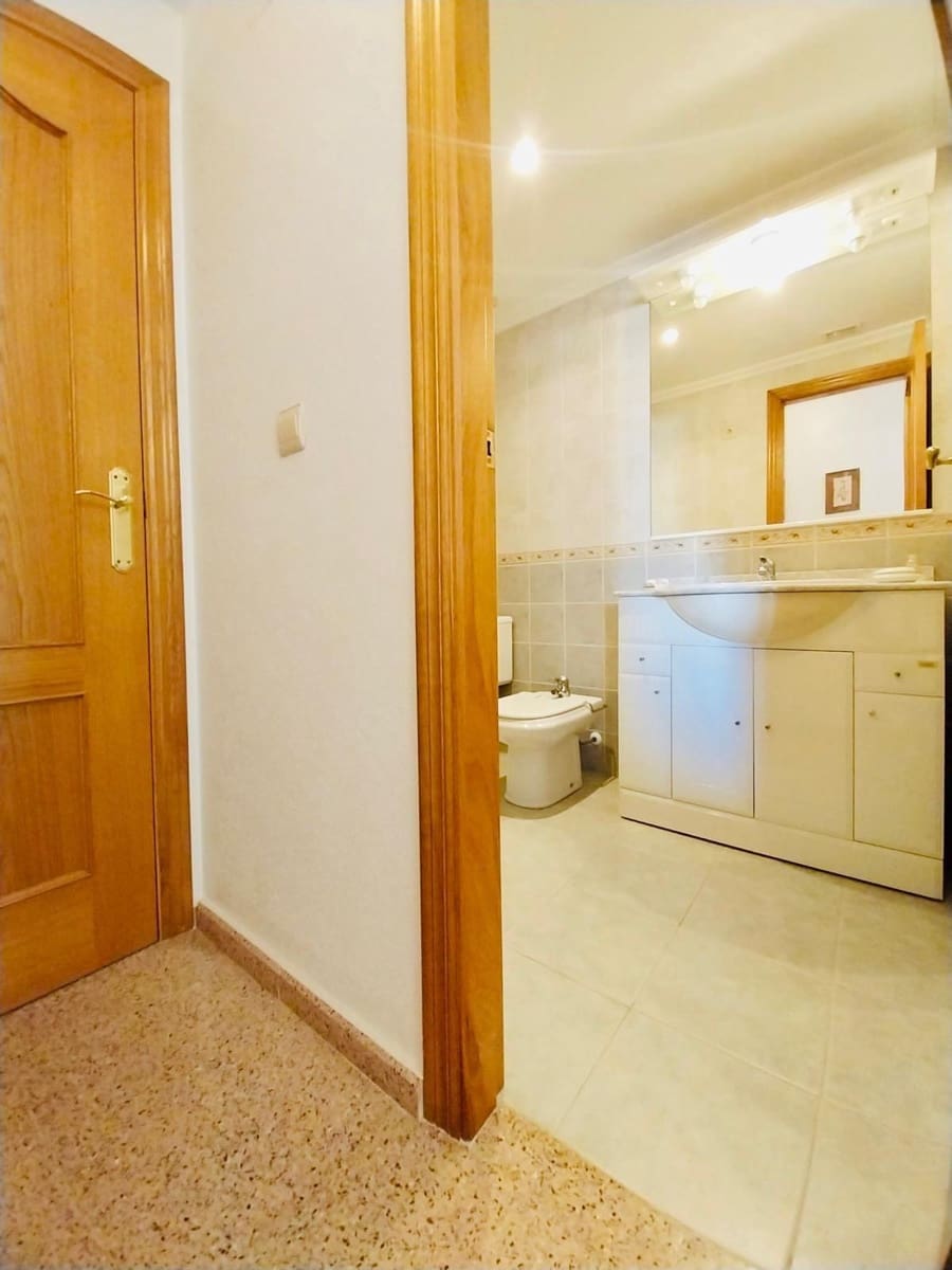 3 soveværelse Lejlighed til salg i Almoradi - € 134.990 (Ref: 8636708)