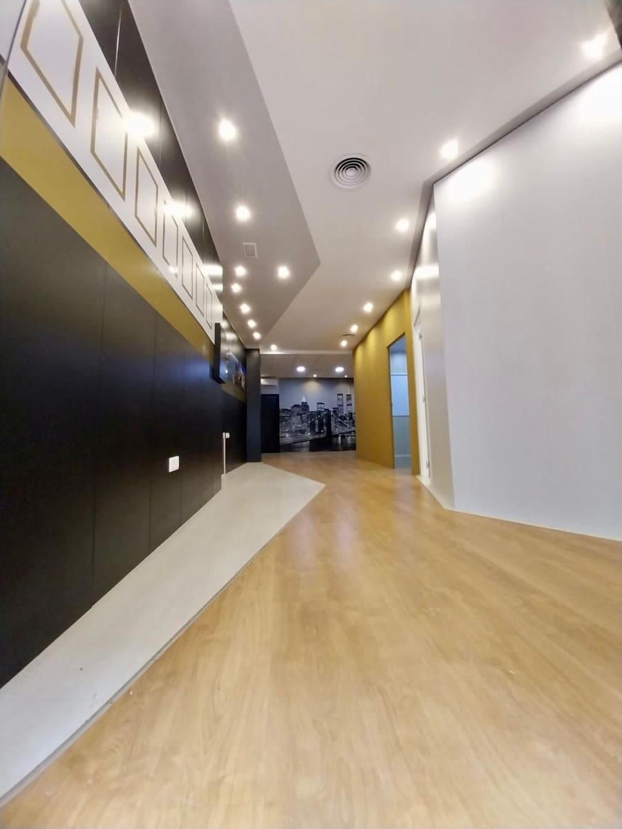 Commercieel te koop in Guardamar del Segura - € 222.000 (Ref: 8638616)