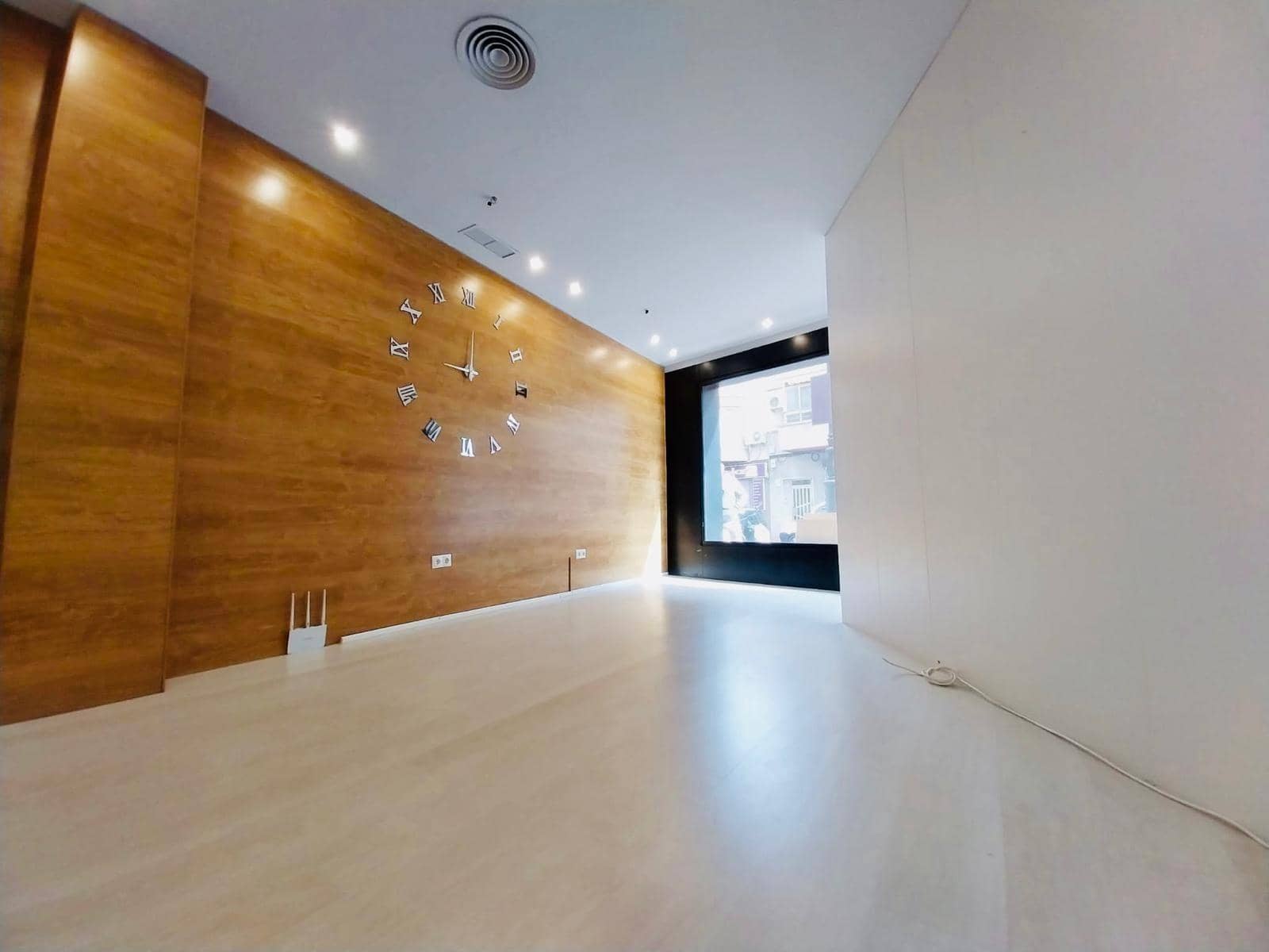 Commercieel te koop in Guardamar del Segura - € 222.000 (Ref: 8638616)