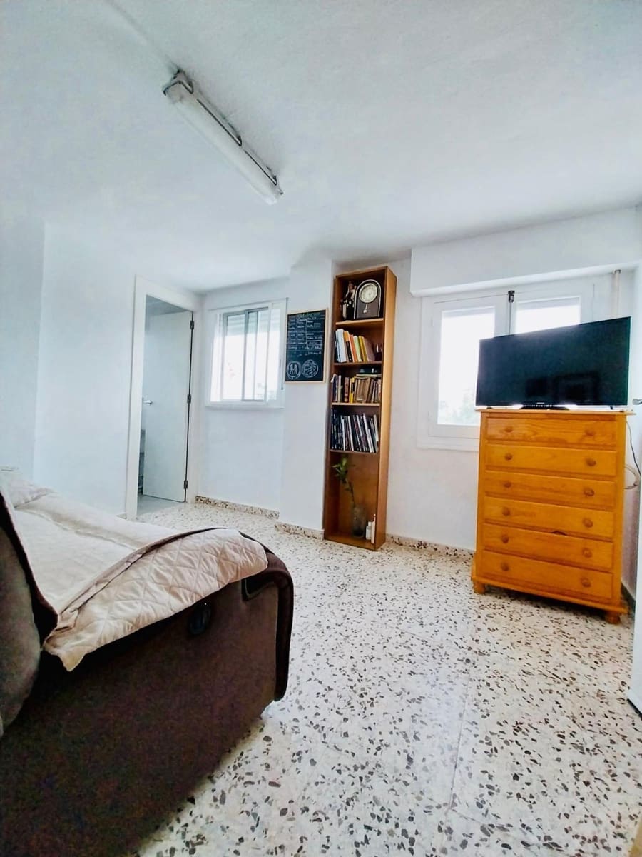 5 soveværelse Finca/Landehus til salg i Guardamar del Segura - € 499.900 (Ref: 8663201)