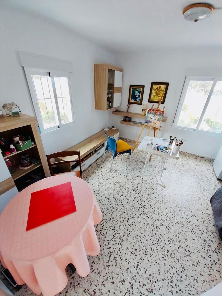 5 soveværelse Finca/Landehus til salg i Guardamar del Segura - € 499.900 (Ref: 8663201)