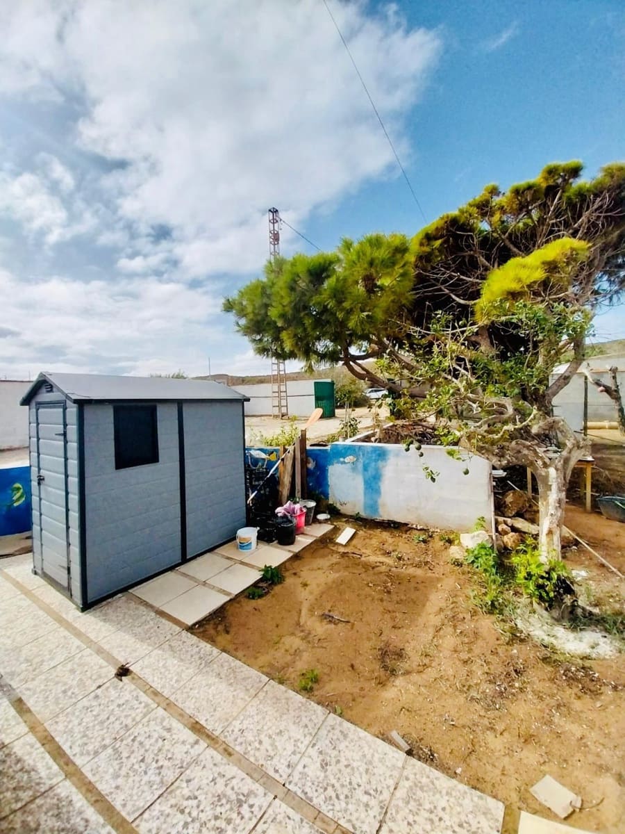 5 soveværelse Finca/Landehus til salg i Guardamar del Segura - € 499.900 (Ref: 8663201)