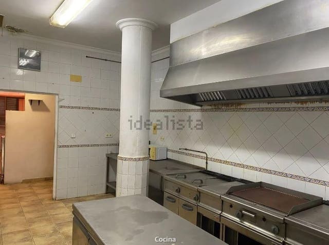 Erhverv til salg i Guardamar del Segura - € 203.000 (Ref: 8862651)