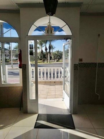 2 soveværelse Erhverv til salg i Guardamar del Segura med swimmingpool - € 197.000 (Ref: 8917874)