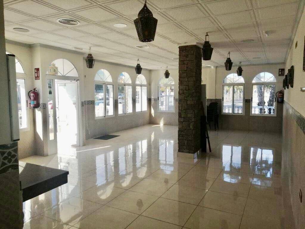 2 soveværelse Erhverv til salg i Guardamar del Segura med swimmingpool - € 197.000 (Ref: 8917874)