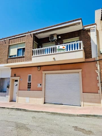3 slaapkamer Halfvrijstaande villa te koop in Guardamar del Segura met garage - € 279.900 (Ref: 9145609)