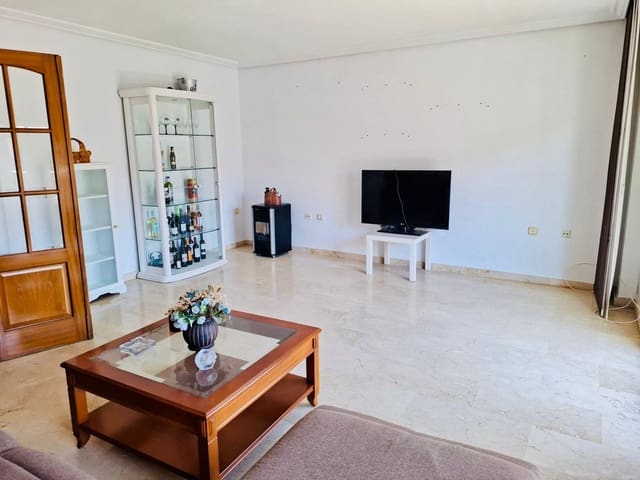 3 slaapkamer Halfvrijstaande villa te koop in Guardamar del Segura met garage - € 279.900 (Ref: 9145609)
