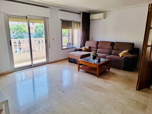 3 slaapkamer Halfvrijstaande villa te koop in Guardamar del Segura met garage - € 279.900 (Ref: 9145609)