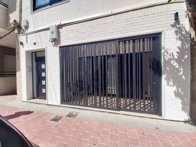 2 soveværelse Lejlighed til leje i Zona Pueblo, Guardamar del Segura - € 700 (Ref: 9161072)
