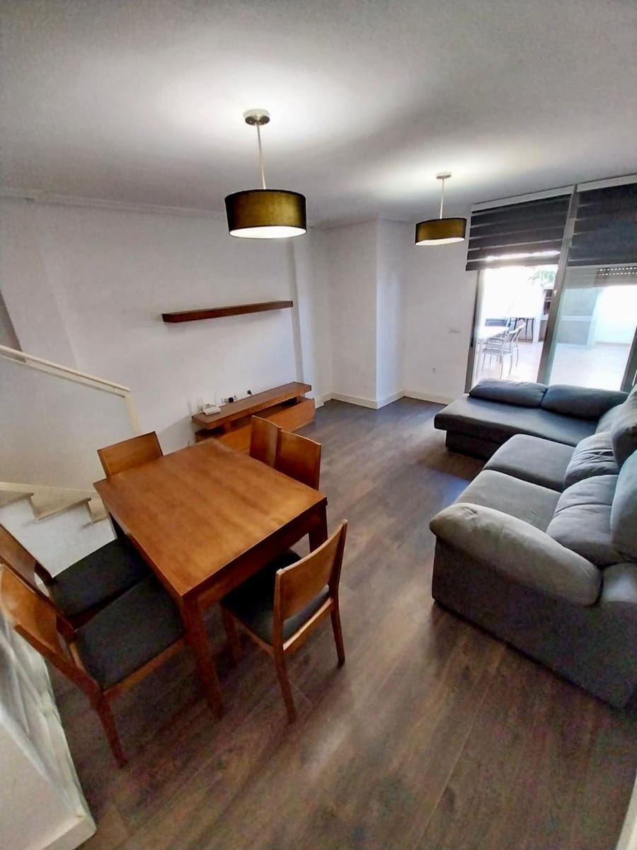 5 soveværelse Bungalow til salg i Guardamar del Segura med swimmingpool garage - € 329.000 (Ref: 9169605)