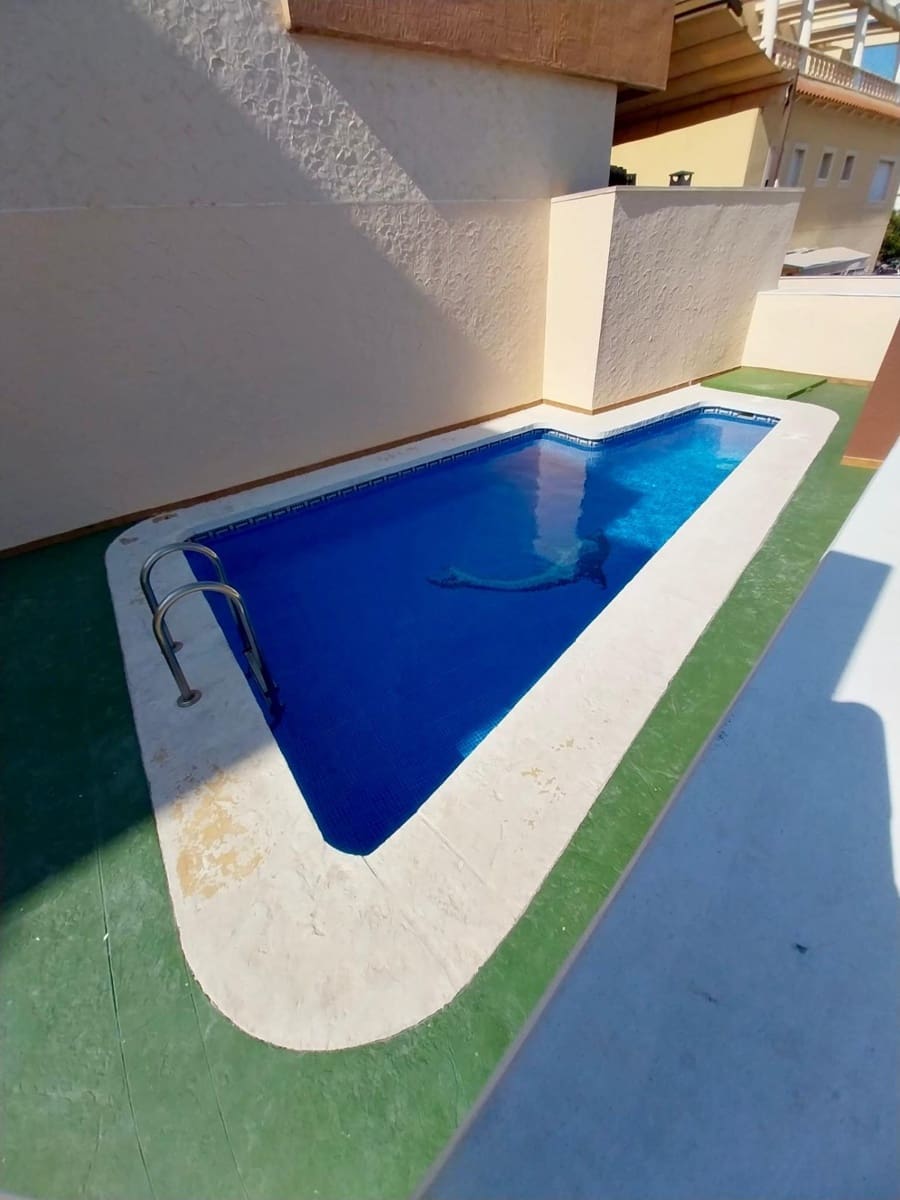 5 soveværelse Bungalow til salg i Guardamar del Segura med swimmingpool garage - € 329.000 (Ref: 9169605)