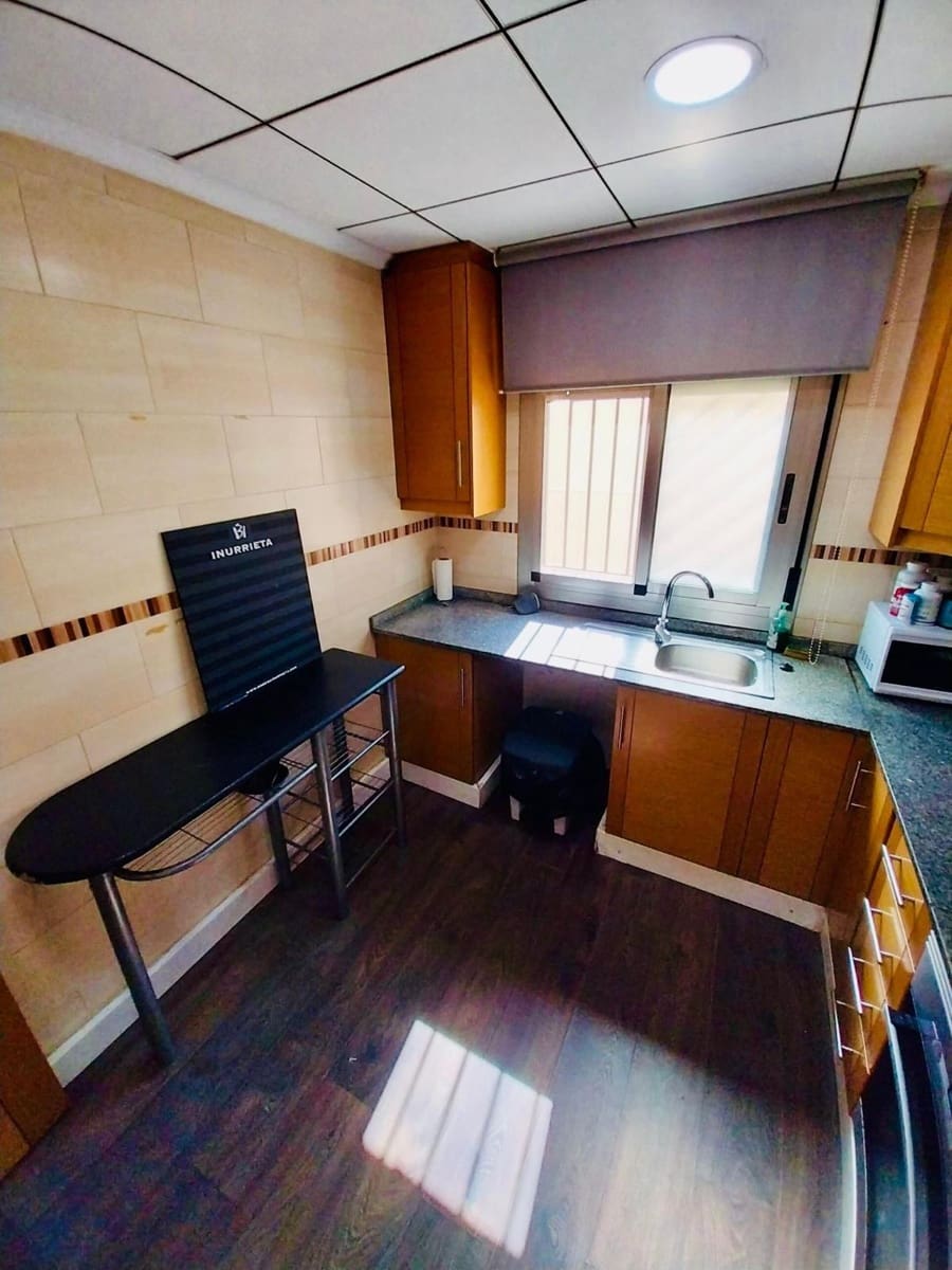 5 soveværelse Bungalow til salg i Guardamar del Segura med swimmingpool garage - € 329.000 (Ref: 9169605)