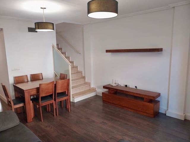 5 slaapkamer Bungalow te koop in Los Secanos, Guardamar del Segura met zwembad garage - € 329.000 (Ref: 9169605)