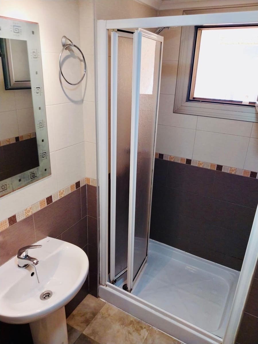 5 soveværelse Bungalow til salg i Guardamar del Segura med swimmingpool garage - € 329.000 (Ref: 9169605)